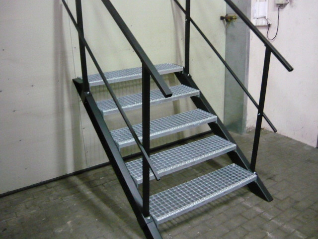 Schody jednoducho Masív metal 90 cm